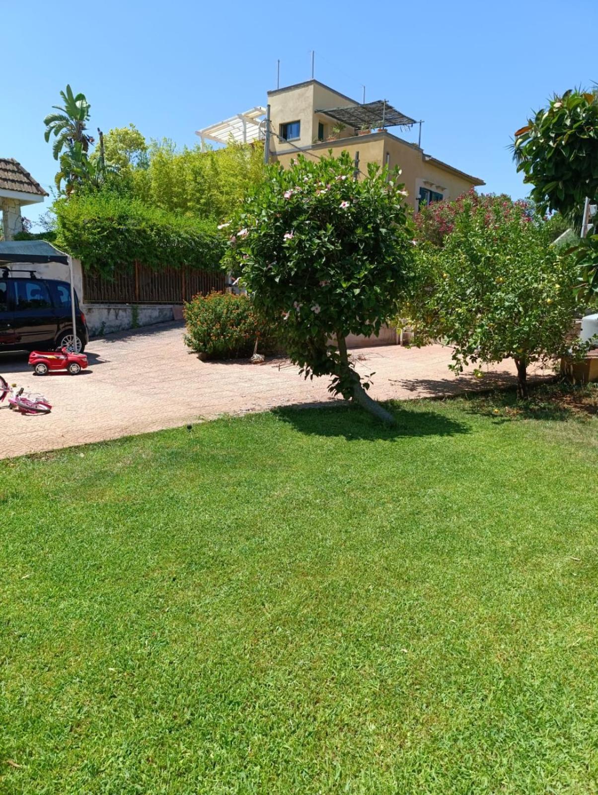 Villa Casa In Giardino A Pochi Passi Dal Mare Palermo Exterior foto